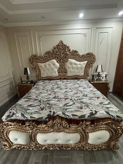 King Bed set, with Dressing and side tables