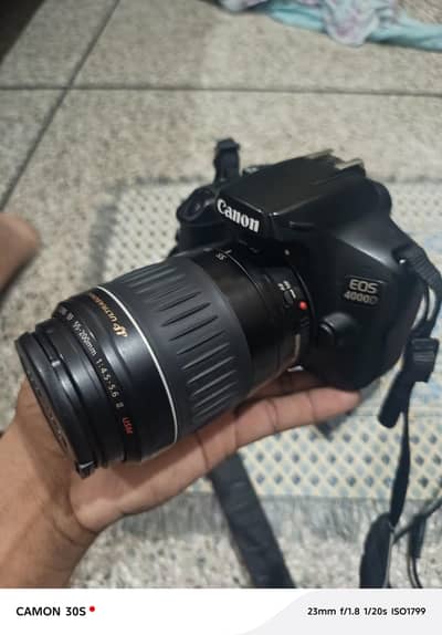 canon EOS 4000d DSLR camera for sell (urgent)