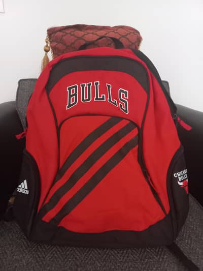NEW Original Adidas Red & Black BackPack NBA Edition Chicago Bulls