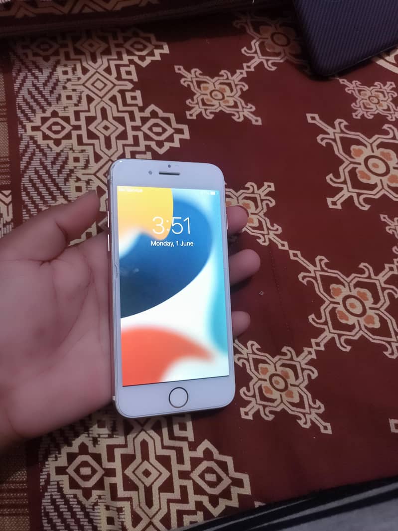 Apple iPhone 7 4