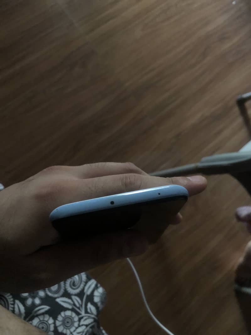 Xiaomi Redmi Note 9 4