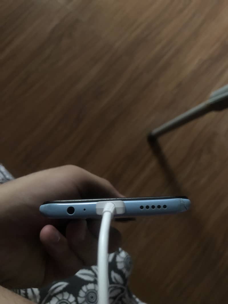 Xiaomi Redmi Note 9 5