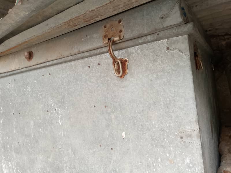 Trunk / peti 0