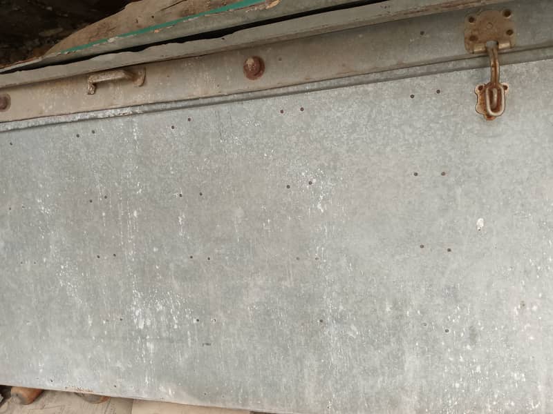 Trunk / peti 1