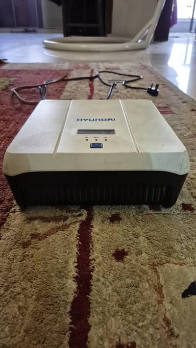 Hyundai 900W UPS, good quality used