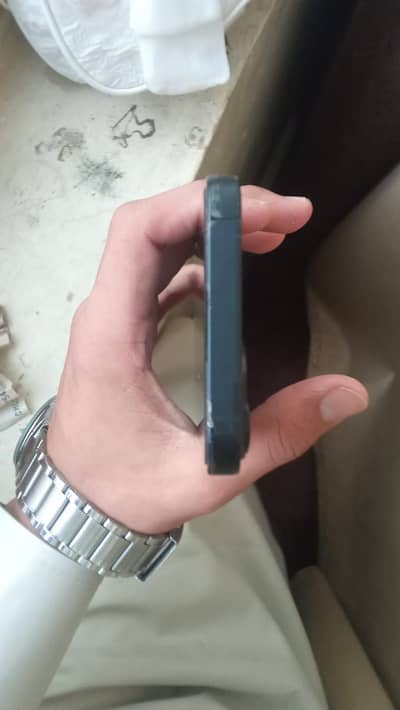 iPhone 13 simple jv 128