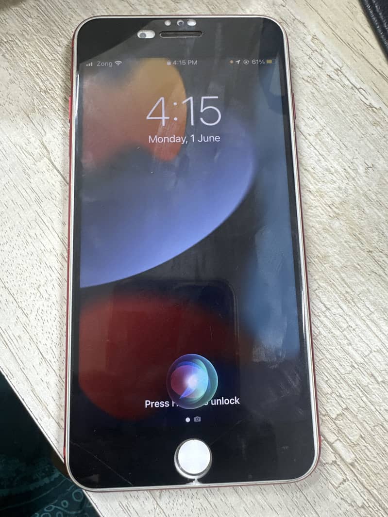 Apple iPhone 7 Plus 0
