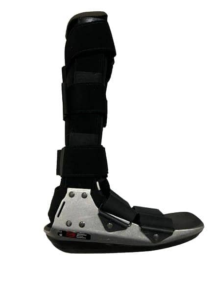 Bledsoe Ankle Walker Boot  Perfect Condition 1