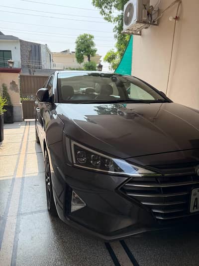Hyundai Elantra GLS 2022 Model