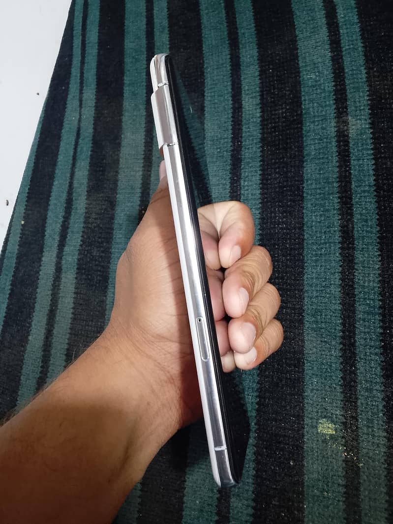 Google Pixel 7 Pro 2