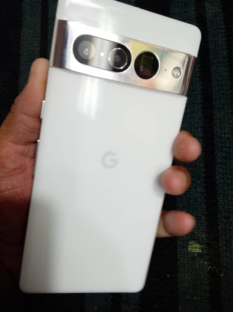 Google Pixel 7 Pro 4