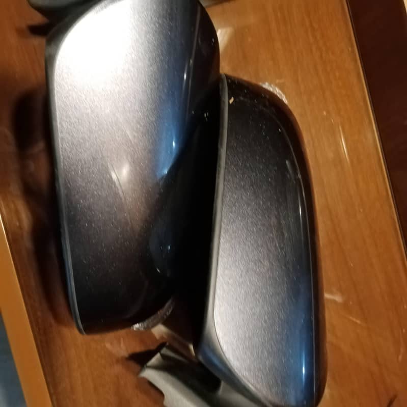 vitz 2013 side mirrors 1