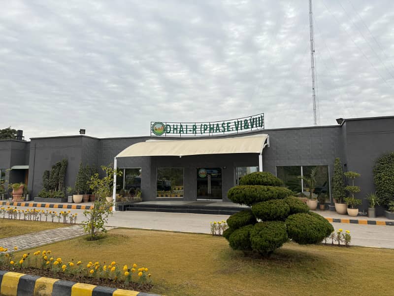 DHA Homes A Very Beautiful and Prime Location ! - Houses - 1115037159