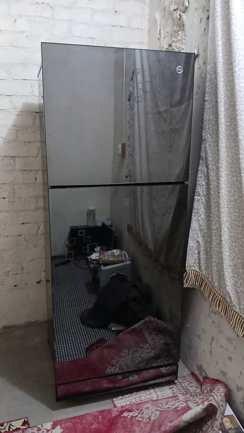 Pell refrigerator 1