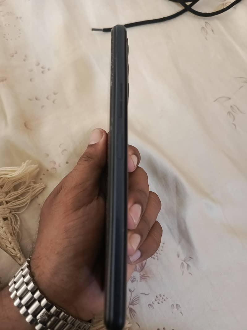 Tecno Camon 18T with box 4