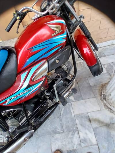 Honda 100 in good condition for sale