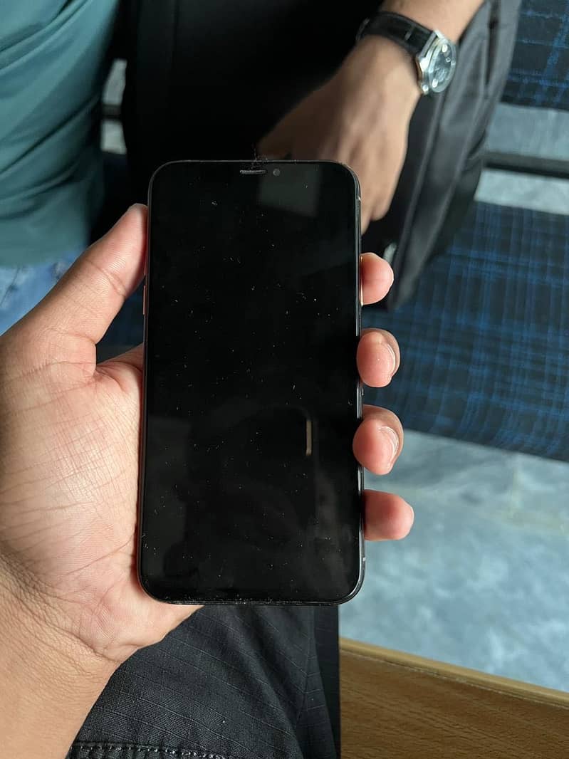 Apple iPhone XS 1