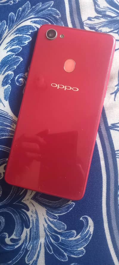 OPPO F7