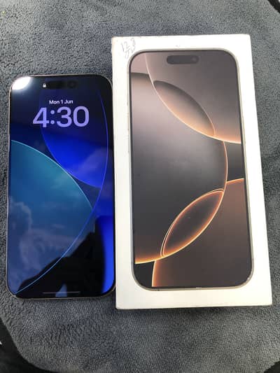 Apple iPhone 16 Pro jv