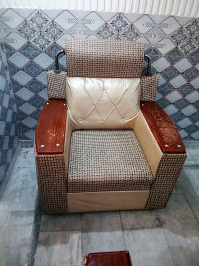 sofas set home used. very beautiful for home.