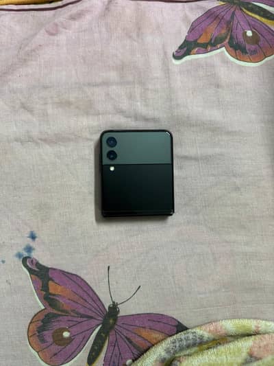 Samsung Mobile Z Flip 3