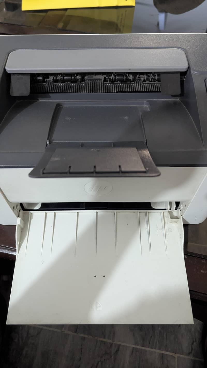 HP Laser 107a Printer 2