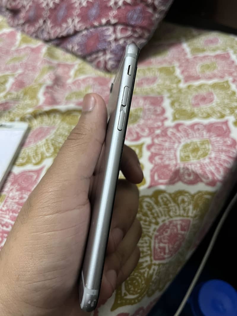 iPhone 6S 3