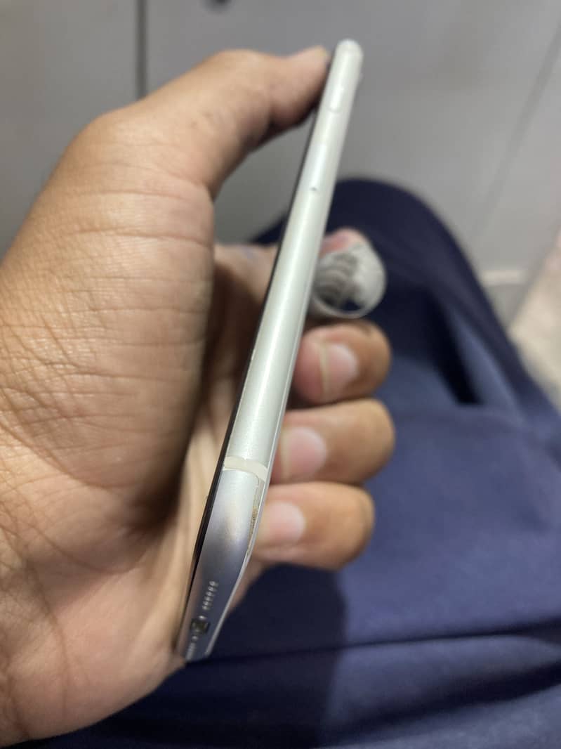 Apple iPhone SE 2