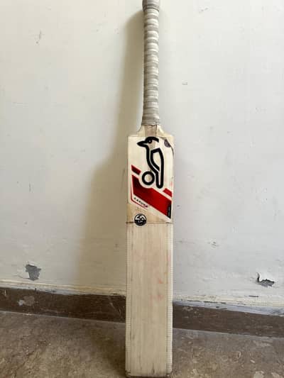 hard ball ka bat