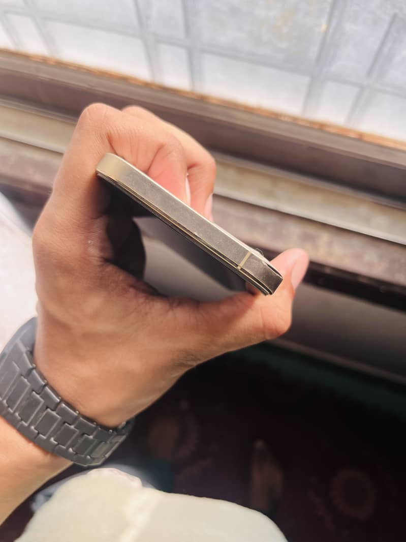 Iphone 12 pro 5
