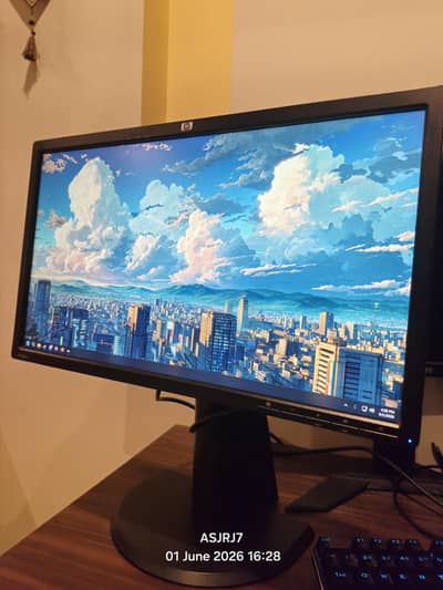 HP ZR22W IPS Monitor