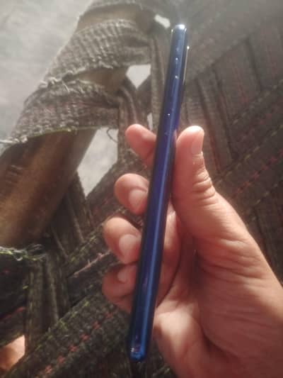 Samsung galaxy a31.4.  128