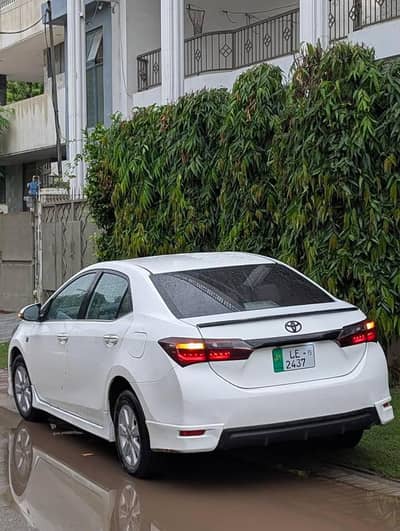 Toyota Corolla Altis 2015