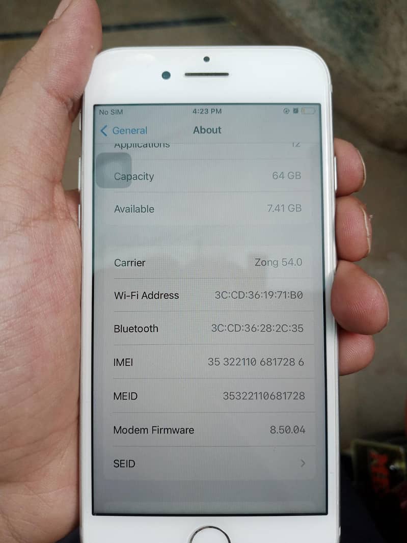 Apple iPhone 8 6