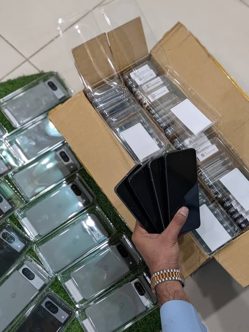 Google Pixel 8 6