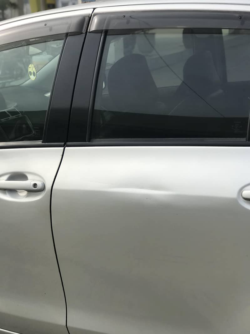 vitz 2010/13 5