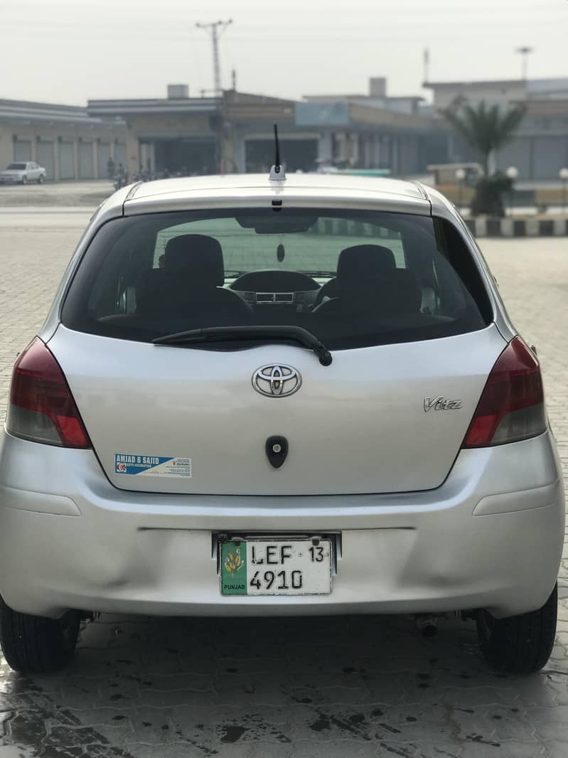 vitz 2010/13 9