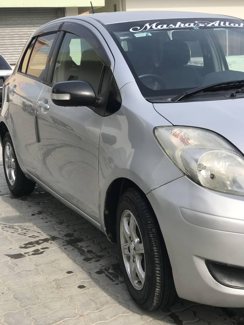 vitz 2010/13 10
