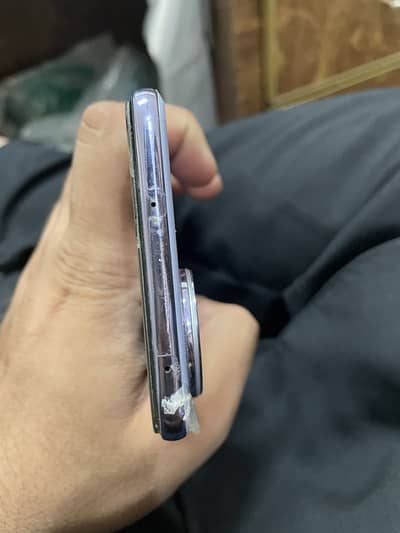 Vivo V50