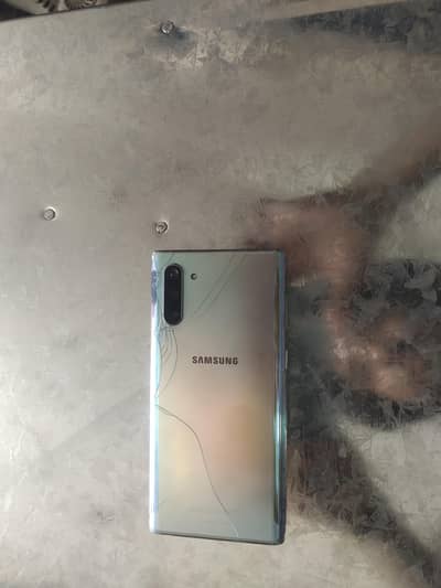 Samsung Mobile Note 10  only back crack