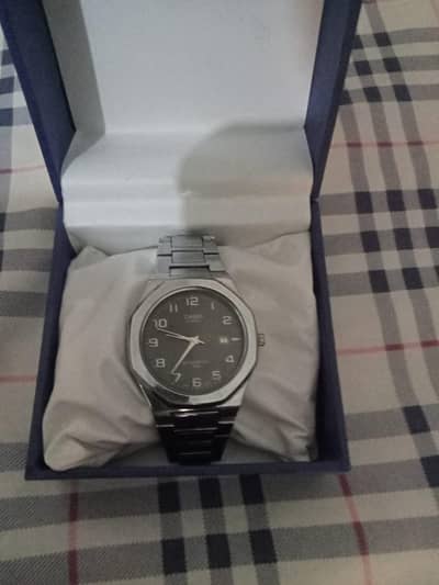 Casio Quartz Watch