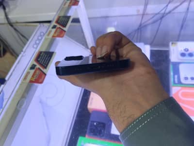 Apple iPhone 14