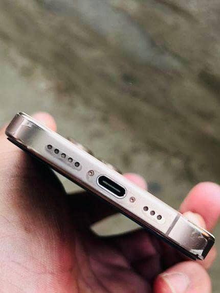 Apple Iphone 16pro 3