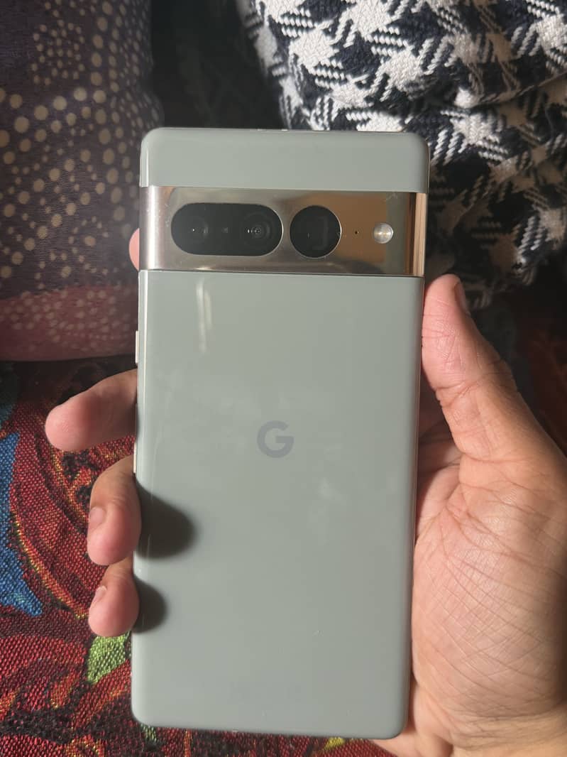 Google Pixel 7 Pro 2