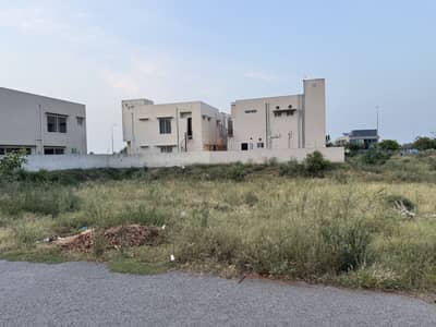 1 Kanal Plot For Sale in DHA Phase 8 Block W Plot No 285 Prime Location