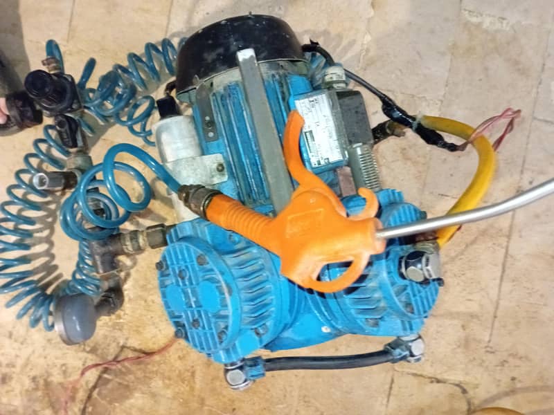 Compact air compressor portable 1