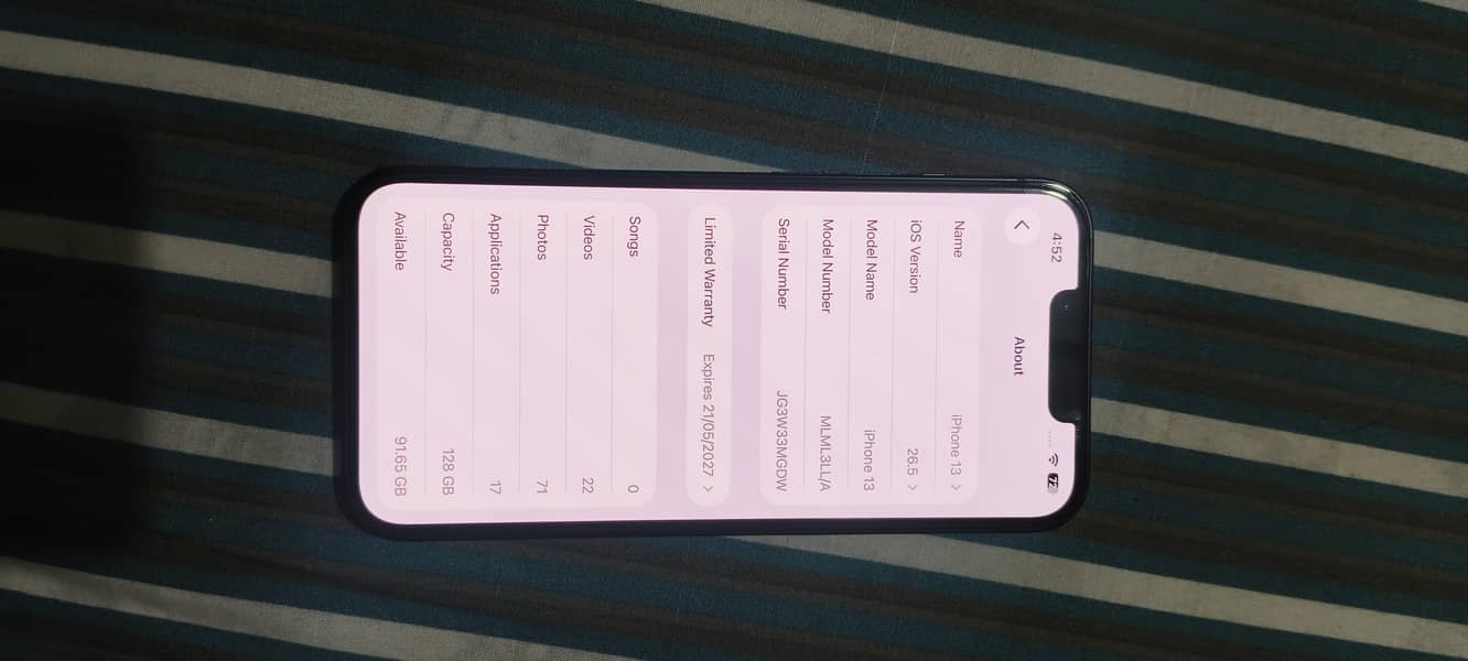 Apple iPhone 13 7