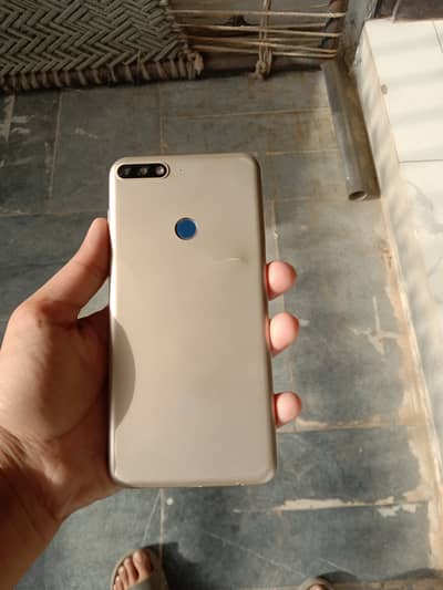 Huawei Y7 Prime