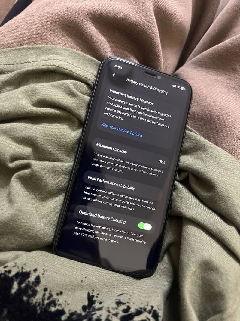 Apple iPhone 11 7
