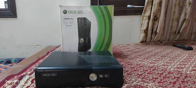 Xbox 360  250GB